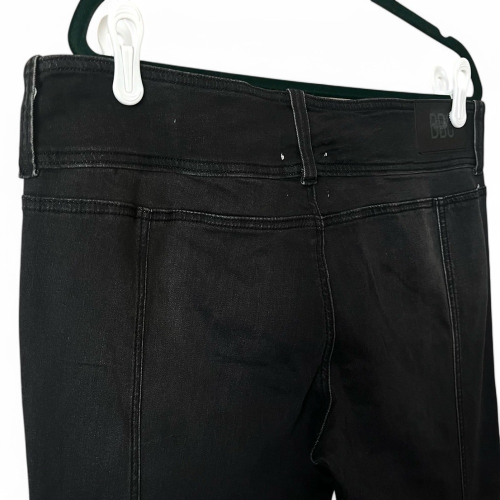 Urban Outfitters BDG Y2K Belted Flare Low Rise Jean Dark Wash Size 33 Black Slim - Picture 12 of 16